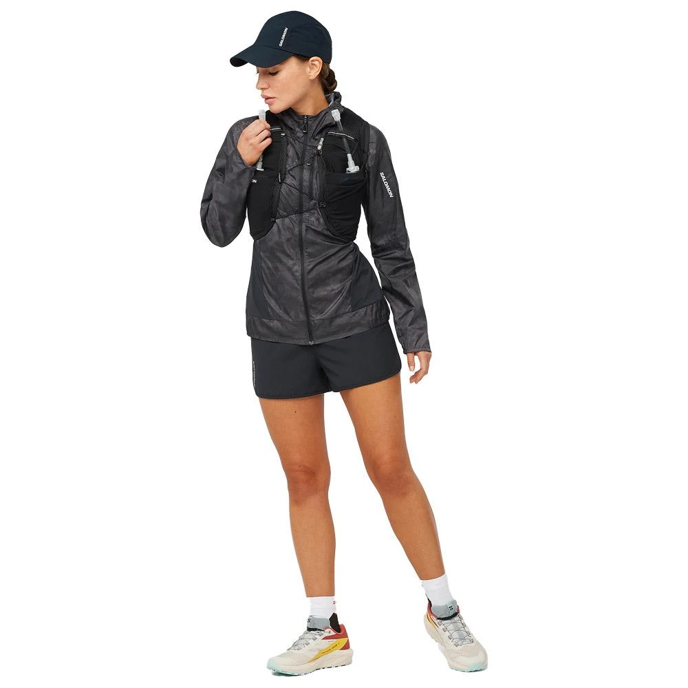 Trail Trinkweste Salomon Active Skin 8 Wmn With Flask Black Black 11 Trail Trinkweste Salomon Active Skin 8 Wmn With Flask Black Black – Bild 9